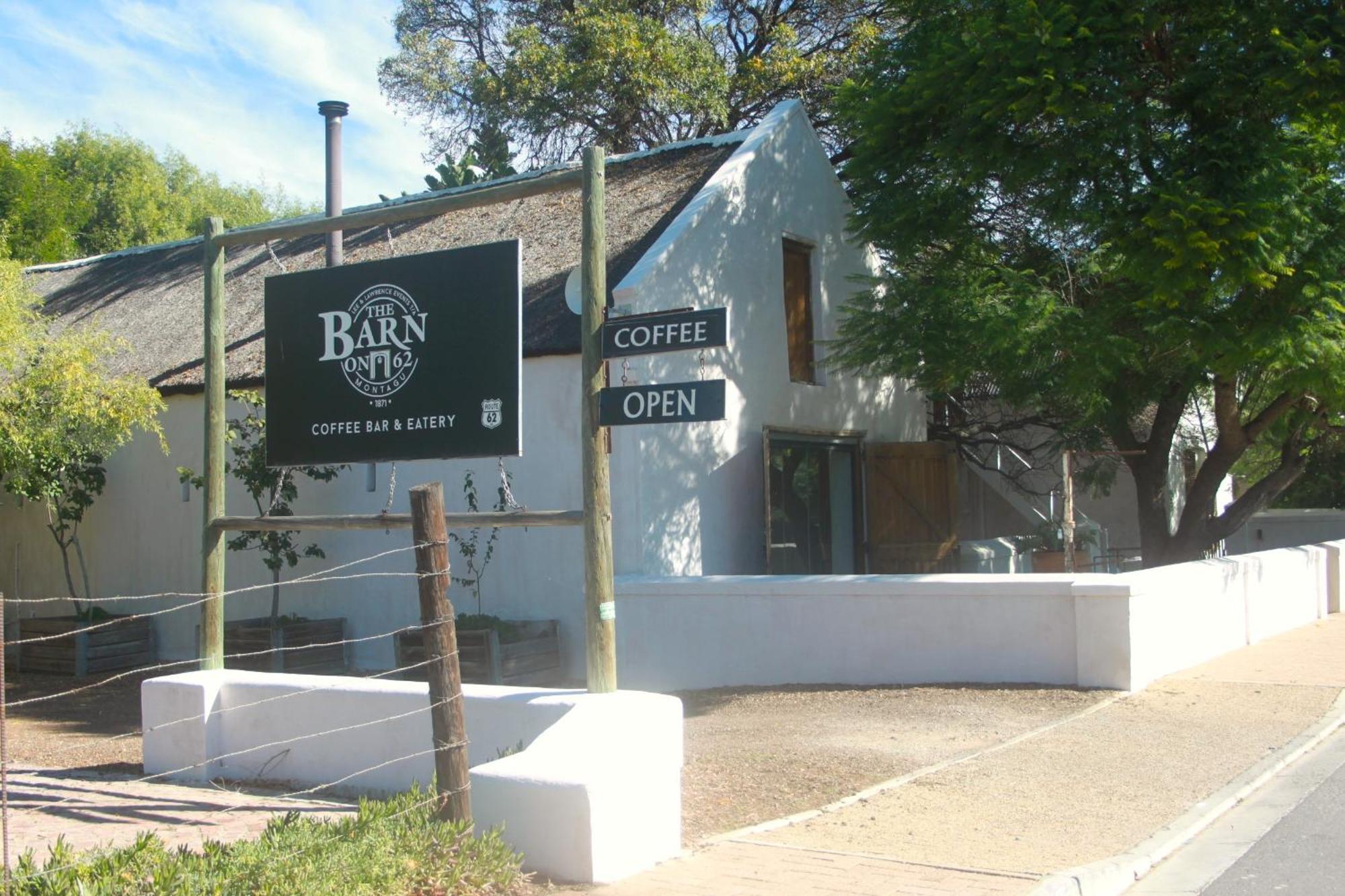 The Barn On 62 - Cottages Montagu Exterior photo