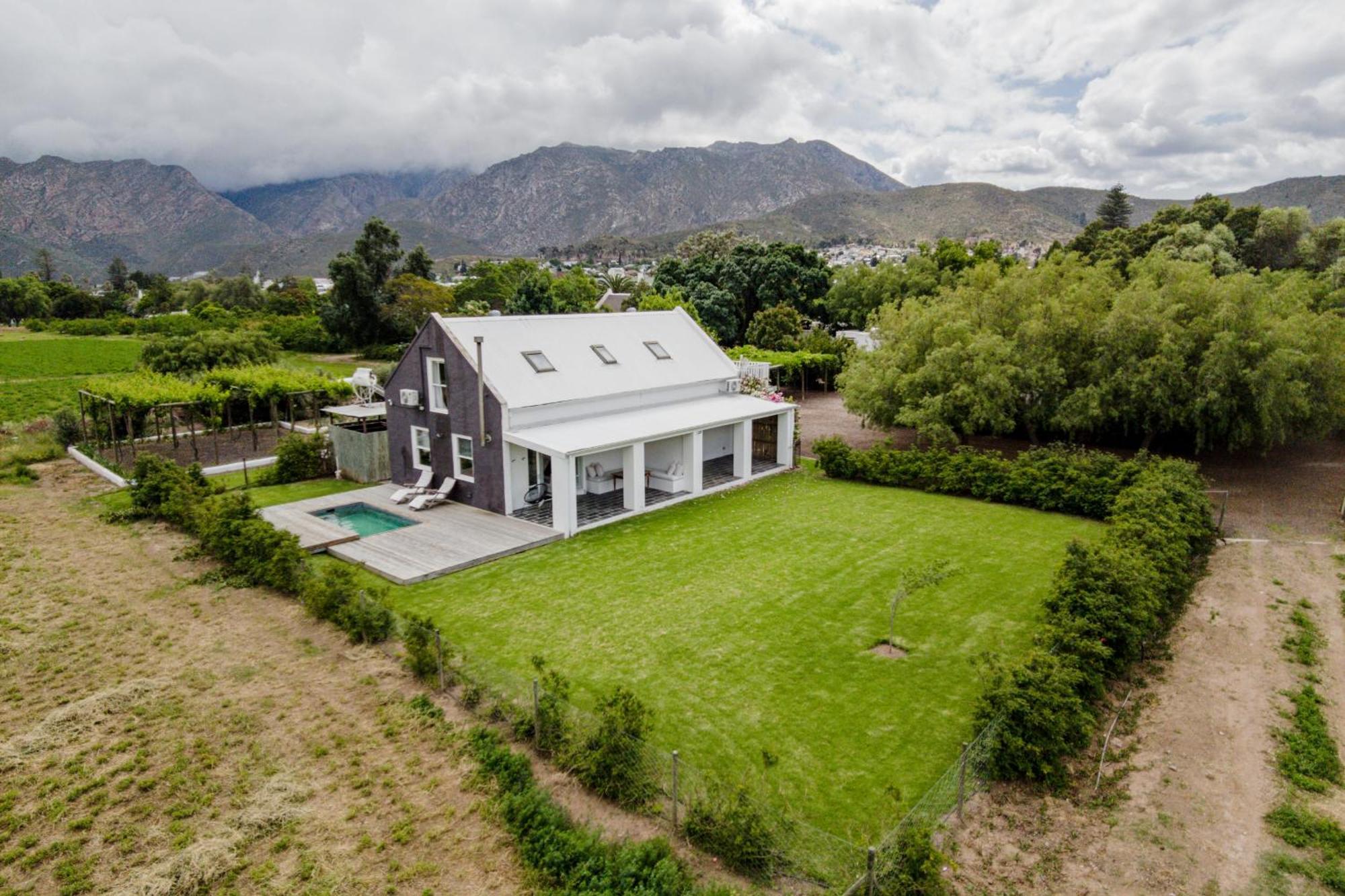 The Barn On 62 - Cottages Montagu Exterior photo