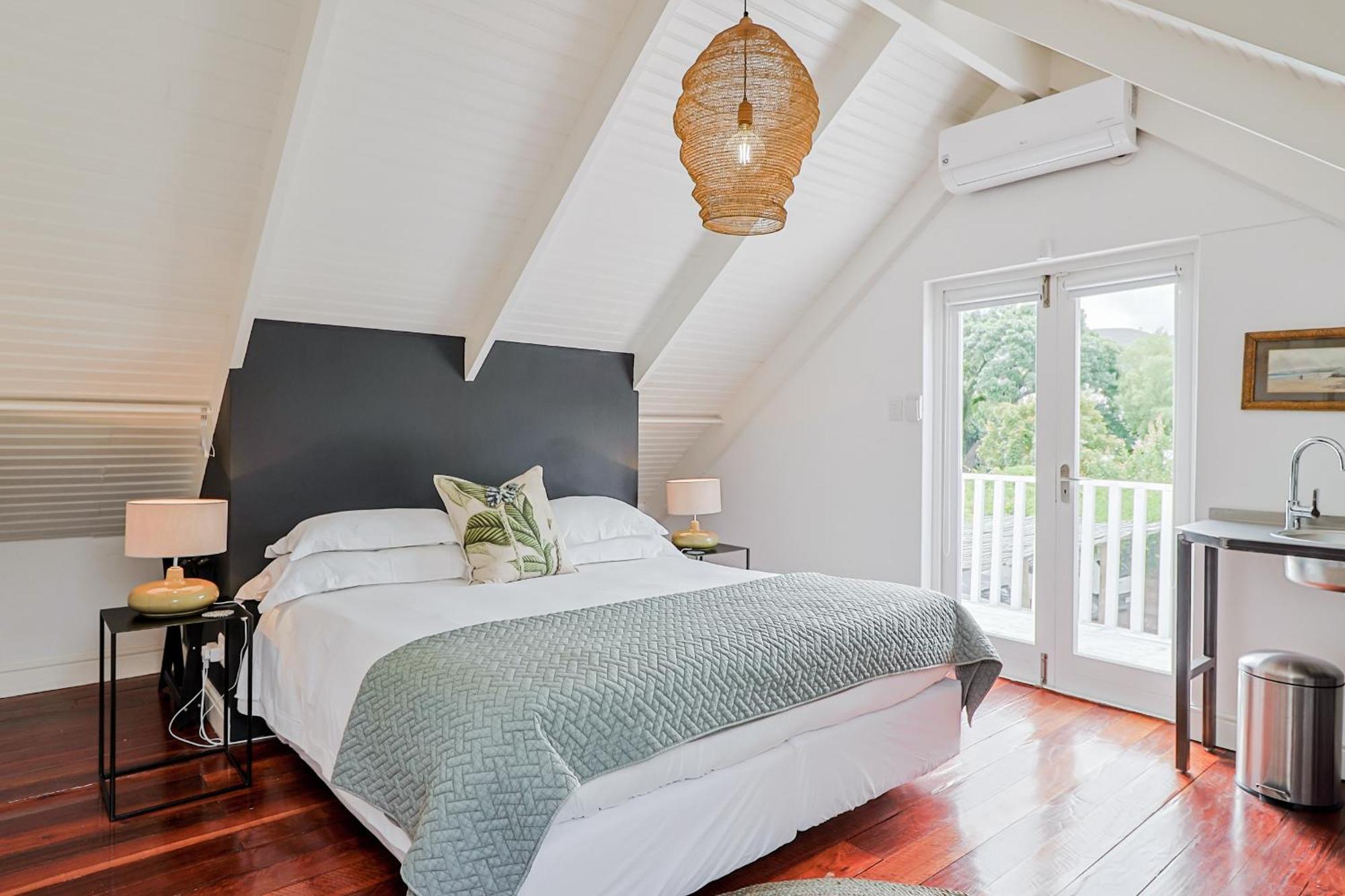 The Barn On 62 - Cottages Montagu Exterior photo